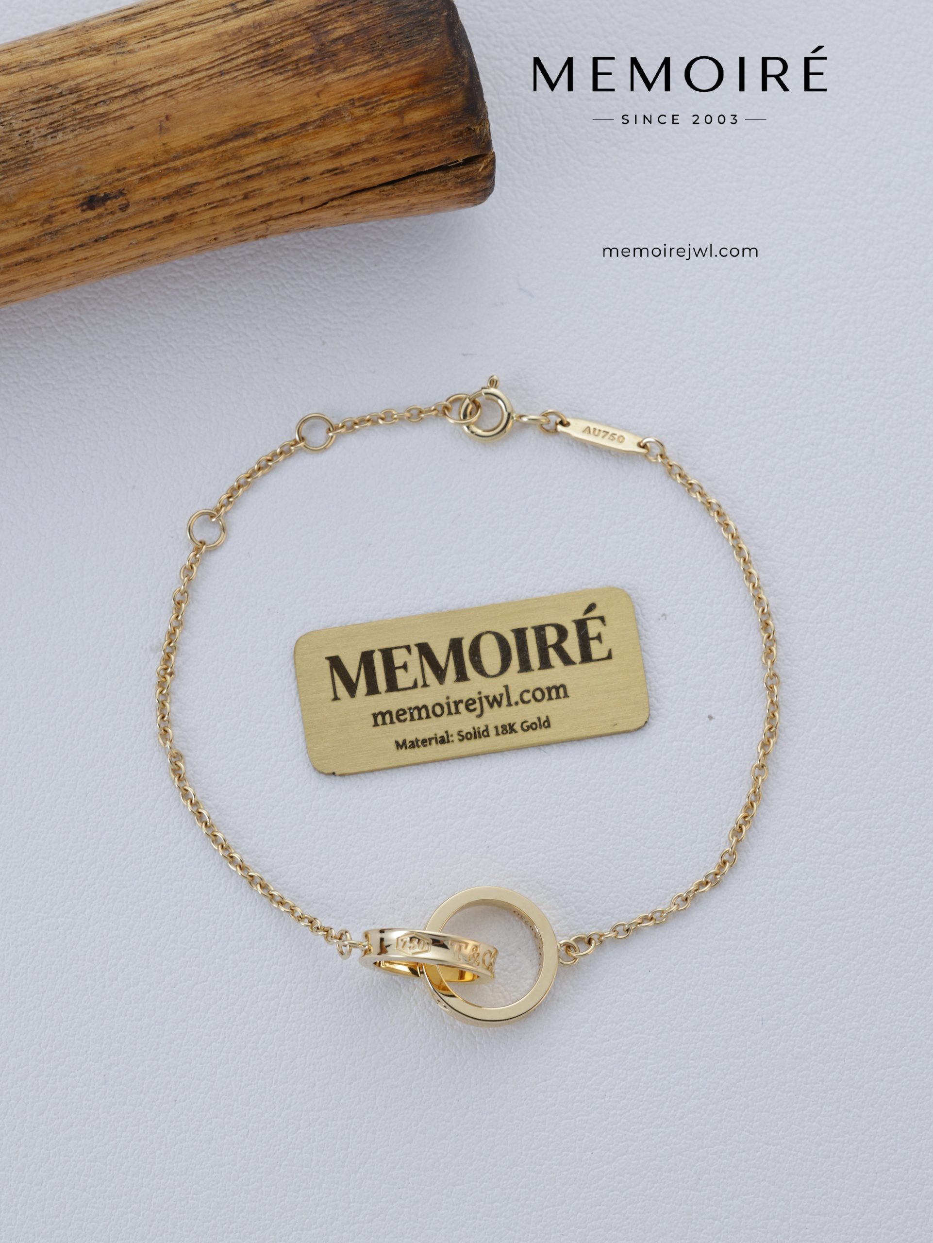 MEMOIRÉ 18K Yellow Gold Interlocking Circle Bracelet - Image 5