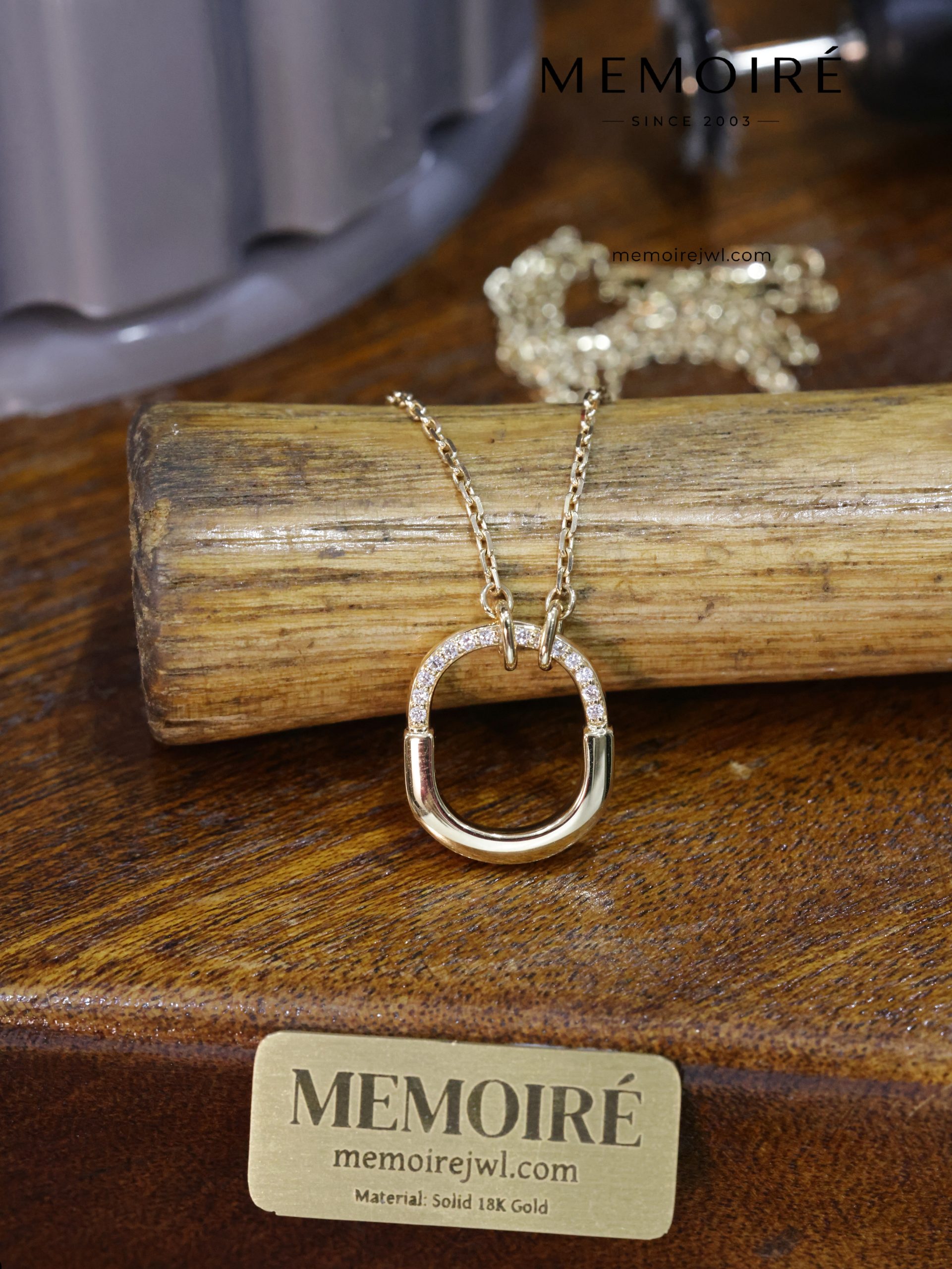 MEMOIRÉ 18K Yellow Gold Pavé-Link U-Chain Pendant Necklace - Image 4