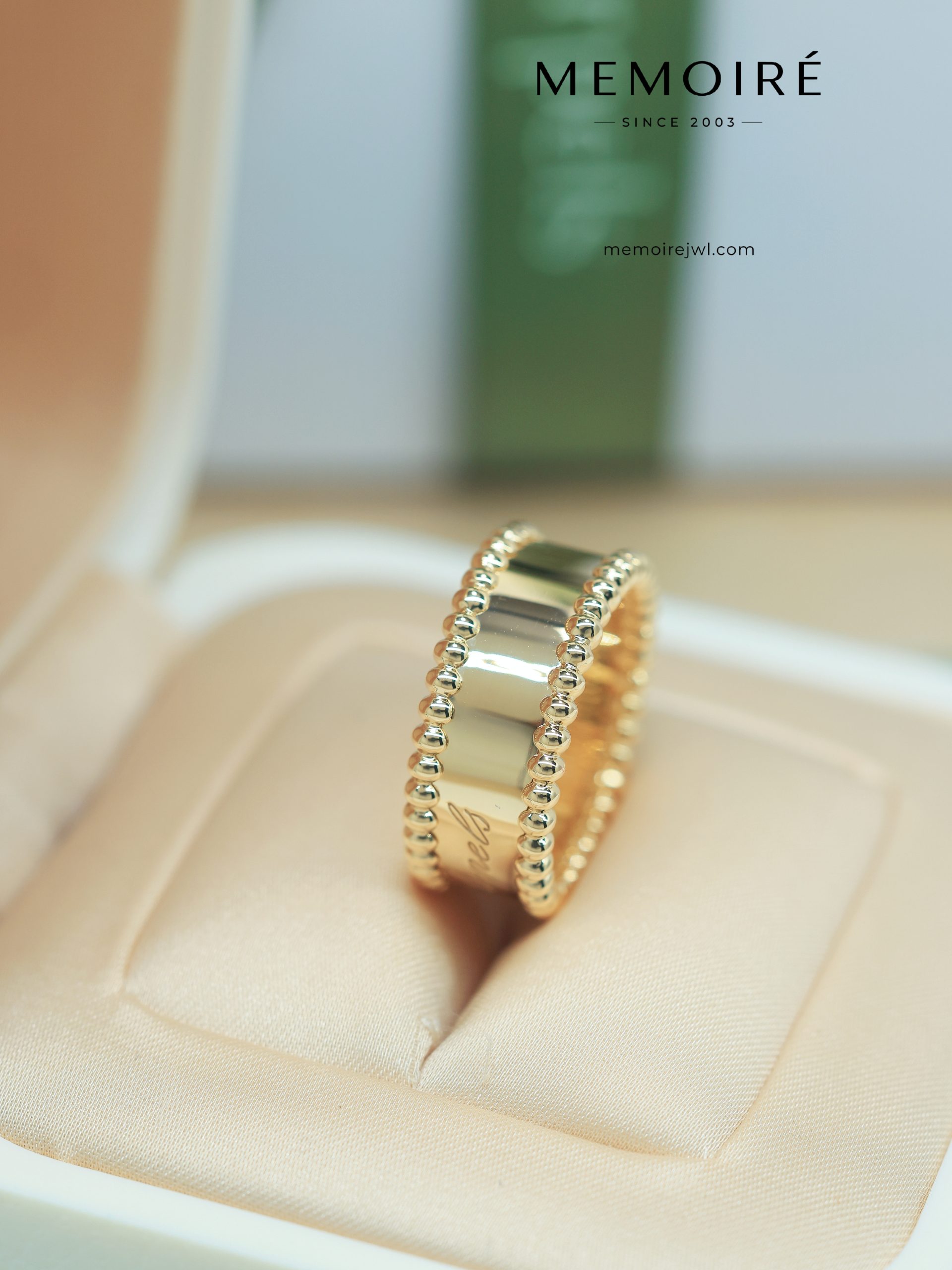 MEMOIRÉ 18K Yellow Gold Personalized Beaded Band Ring - Image 3