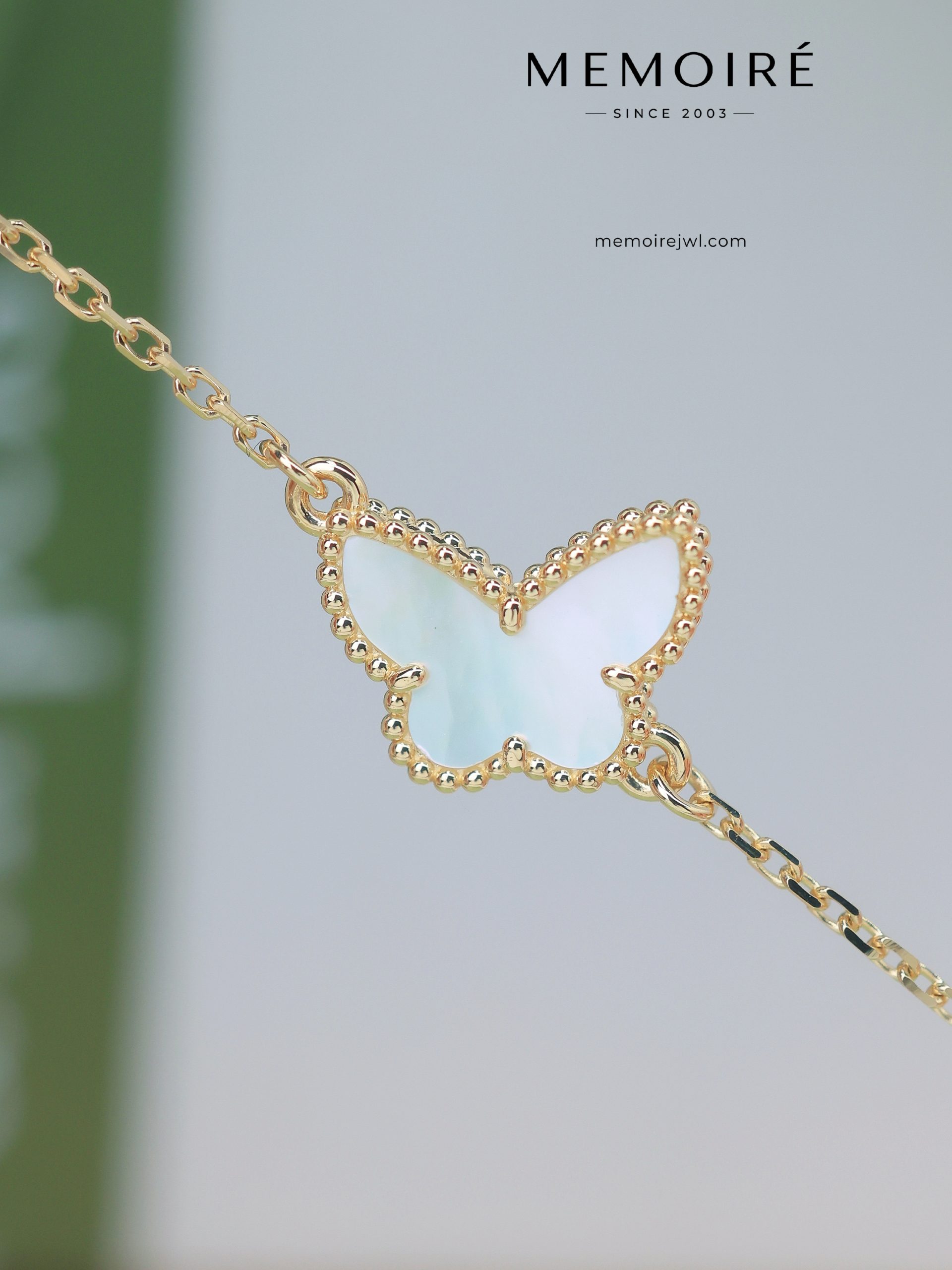MEMOIRÉ 18K Yellow Gold Mother-of-Pearl Butterfly Bracelet