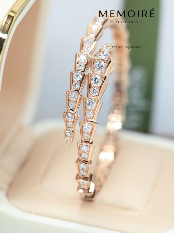 MEMOIRÉ 18K Rose Gold Full Diamond Serpent Bangle