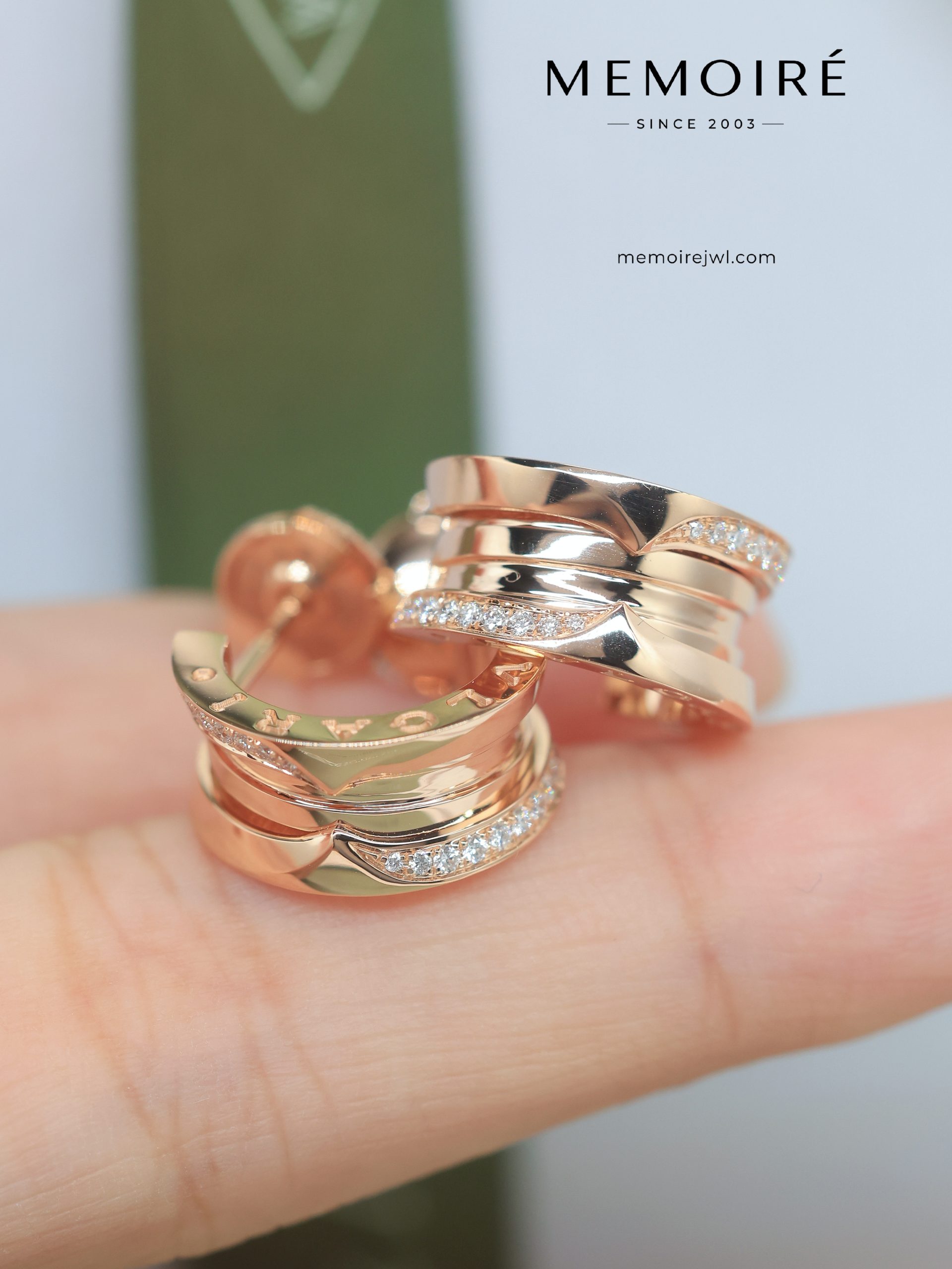MEMOIRÉ 18K Rose Gold Diamond-Encrusted Open Hoop Earrings - Image 3