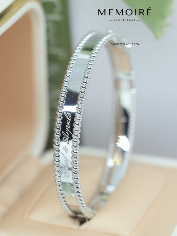MEMOIRÉ 18K White Gold Engraved Beaded Bangle