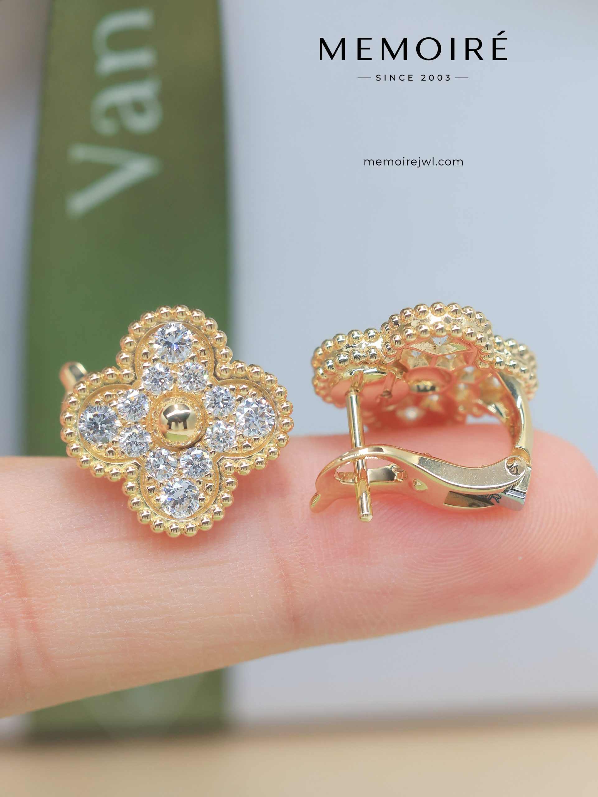 MEMOIRÉ 18K Yellow Gold Full Diamond Clover Stud Earrings - Image 3