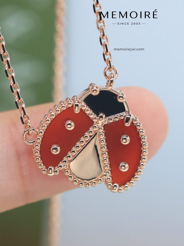 MEMOIRÉ 18K Rose Gold Ladybug Pendant Necklace