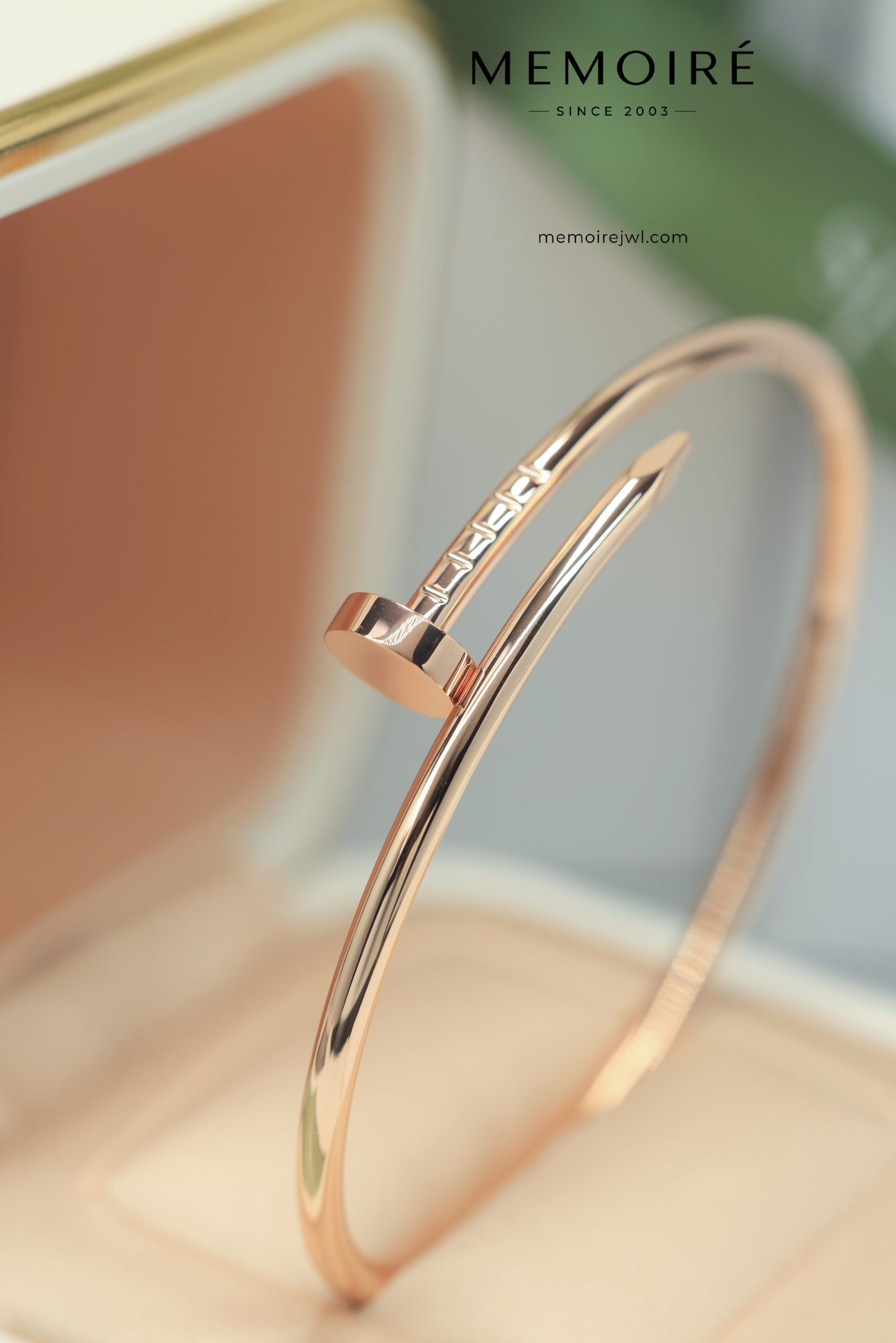 MEMOIRÉ 18K Rose Gold Nail Bangle - Image 3