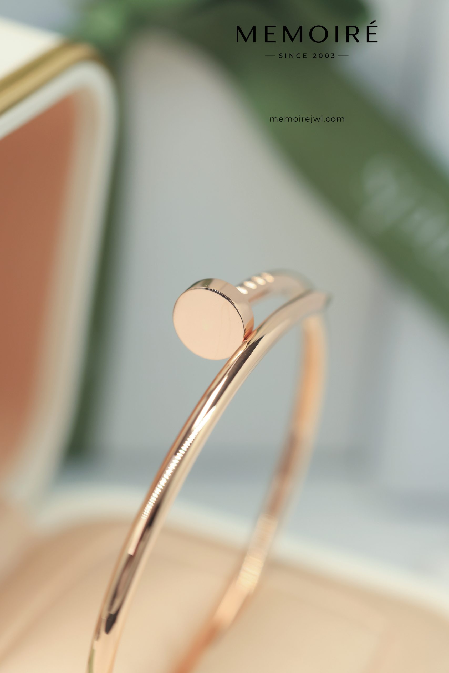 MEMOIRÉ 18K Rose Gold Nail Bangle - Image 5