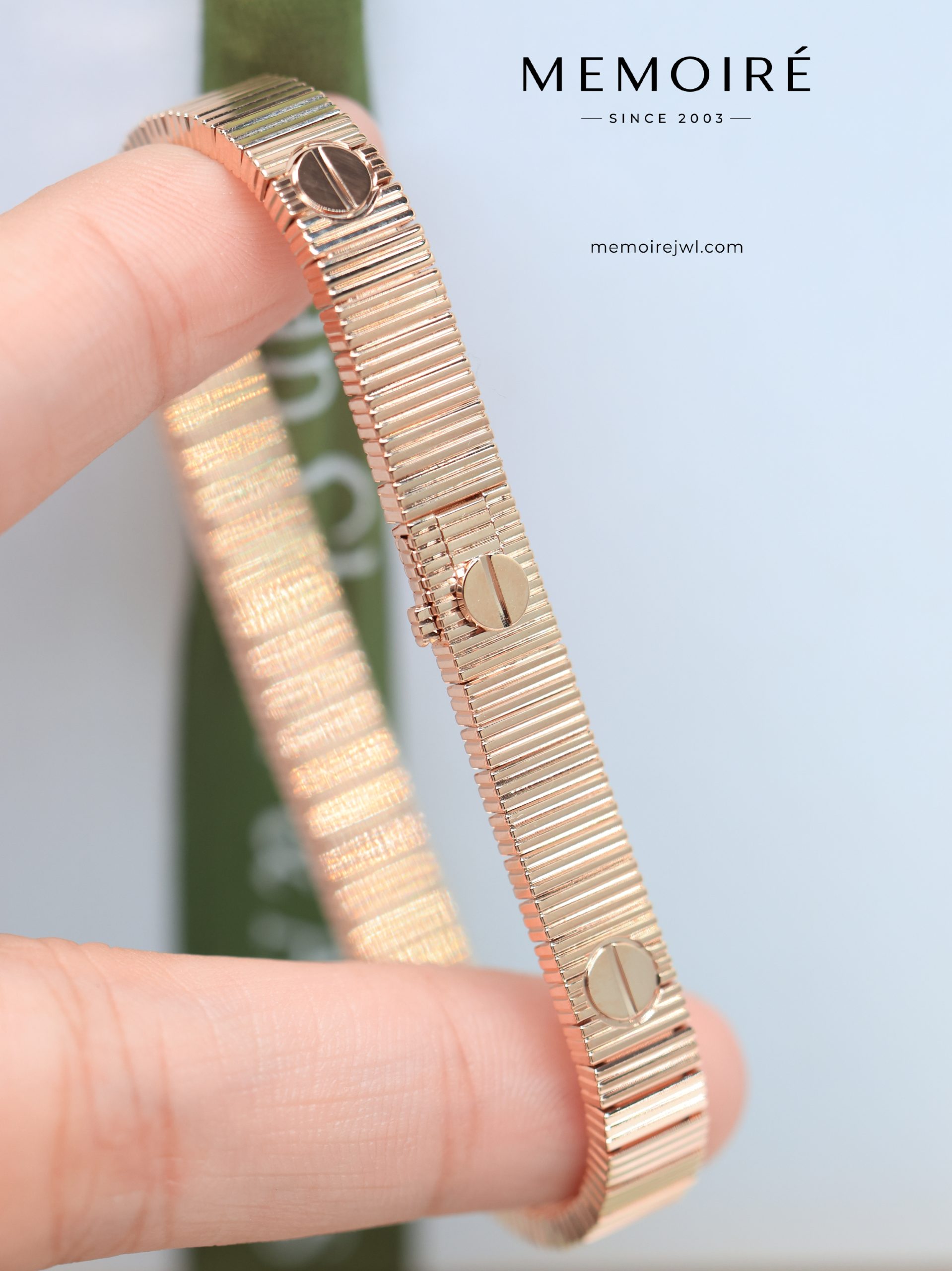 MEMOIRÉ 18K Rose Gold Grooved Screw Motif Bracelet