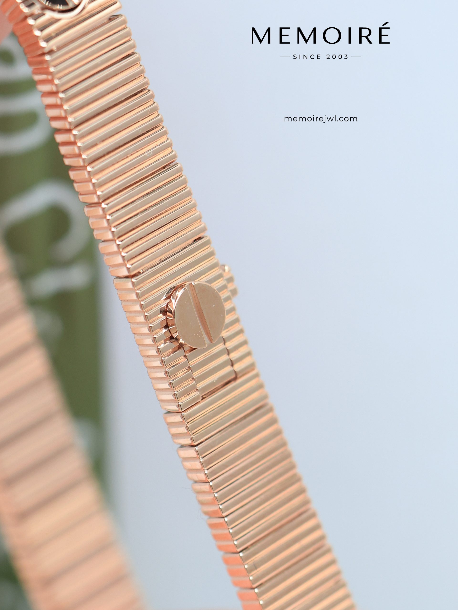 MEMOIRÉ 18K Rose Gold Grooved Screw Motif Bracelet - Image 3