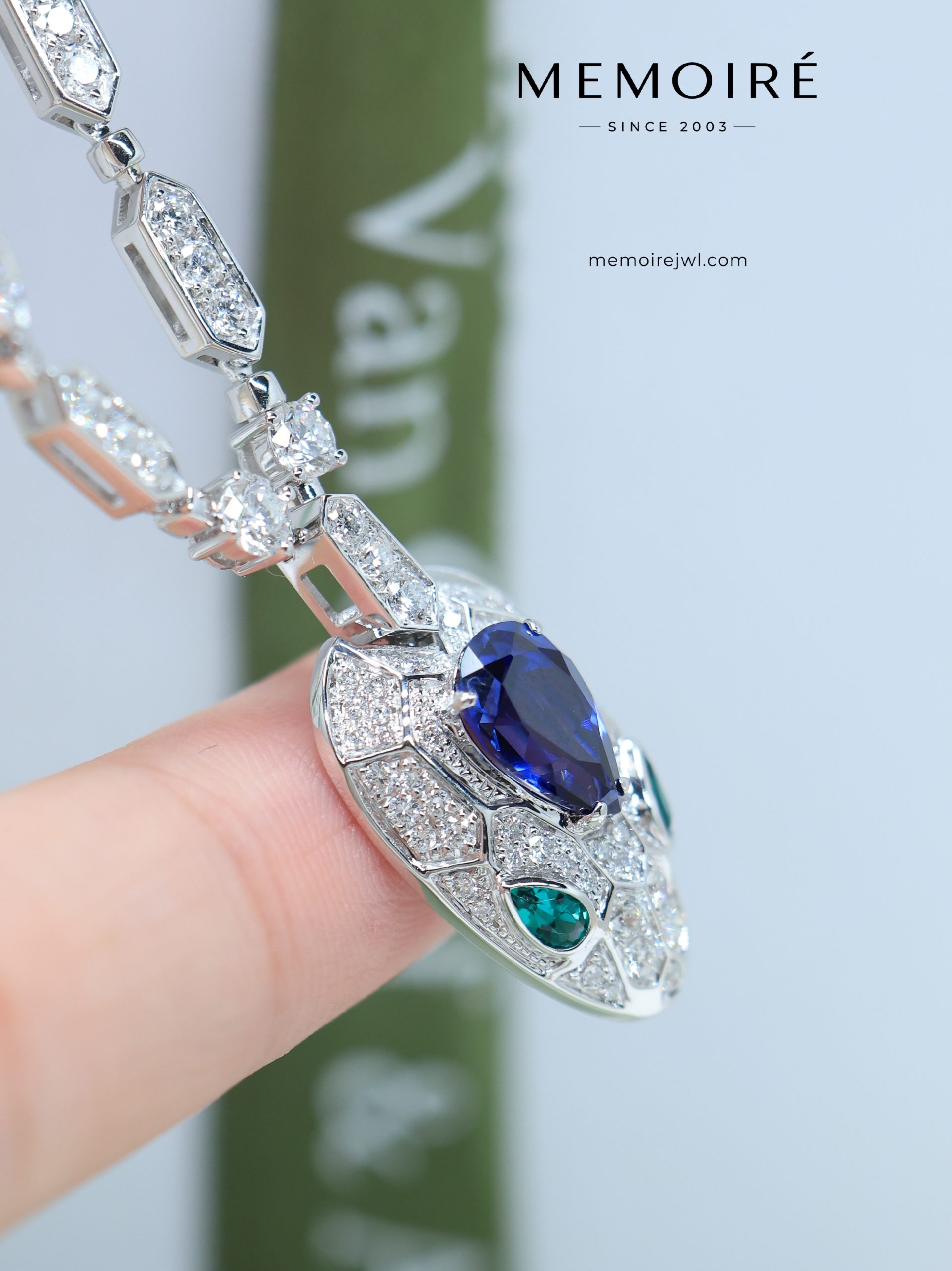 MEMOIRÉ 18K White Gold Sapphire Snake Pendant Necklace - Image 3
