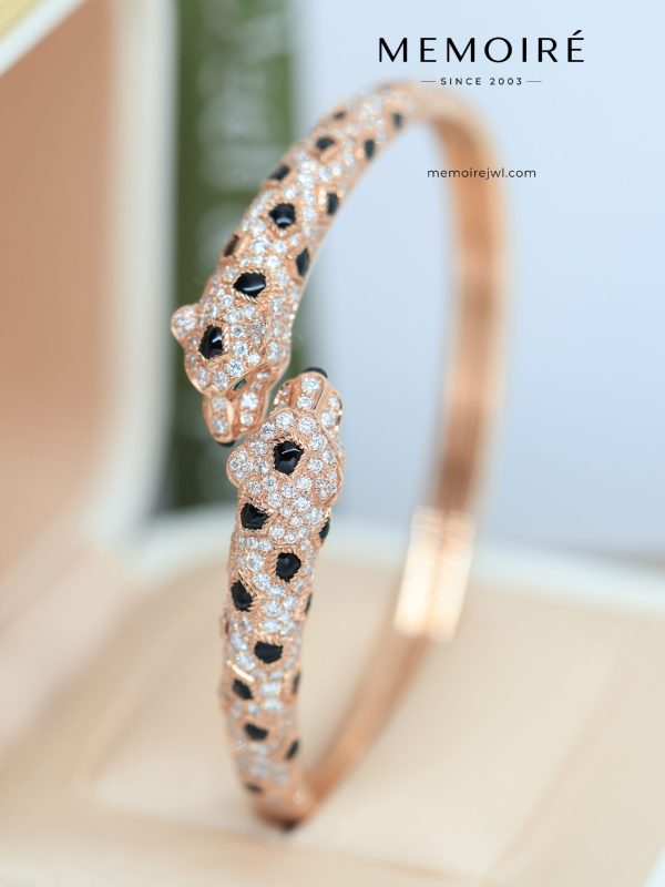 MEMOIRÉ 18K Rose Gold Diamond & Onyx Panther Cuff Bangle