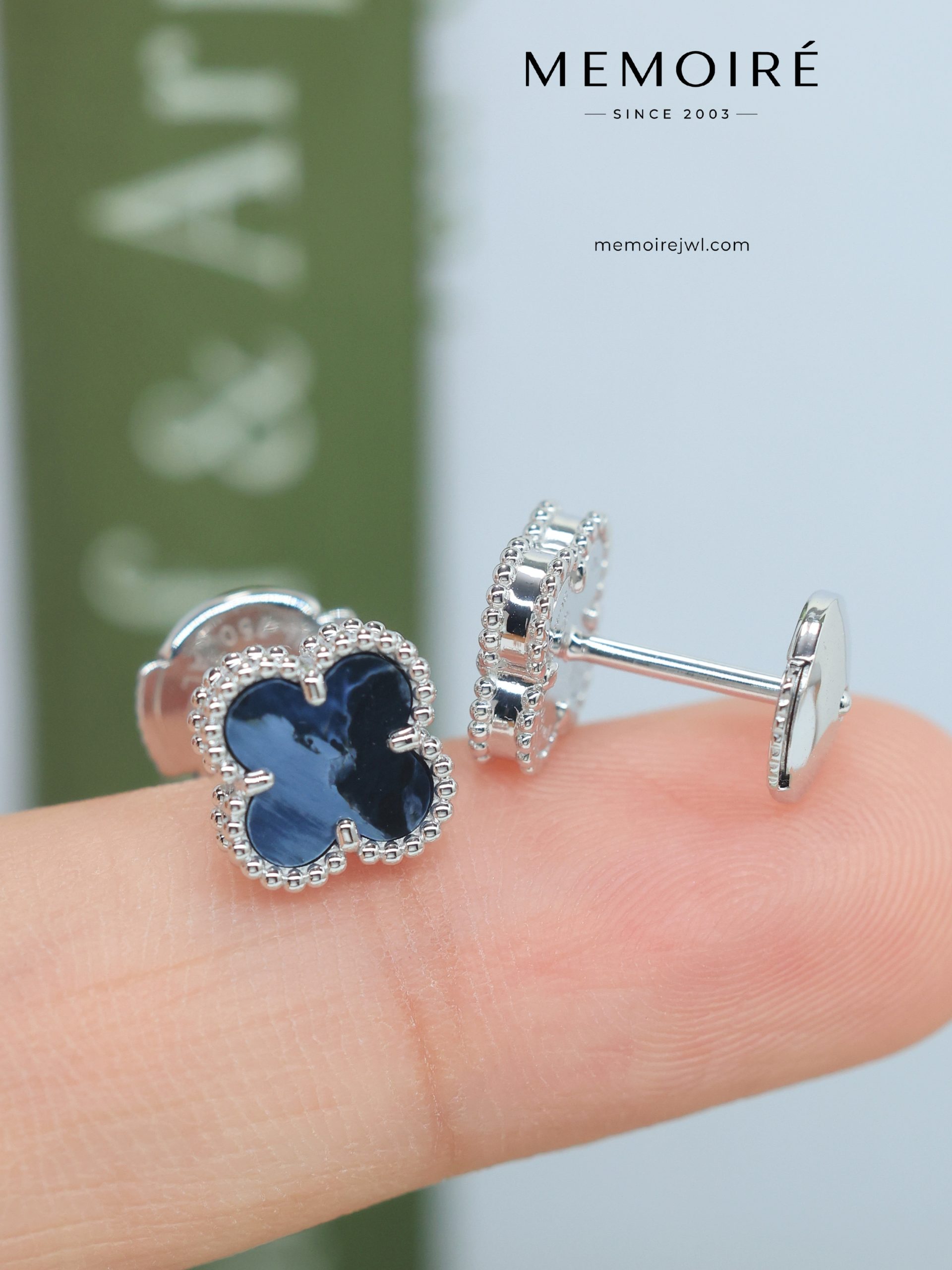 MEMOIRÉ 18K White Gold Blue Pietersite Clover Stud Earrings - Image 5