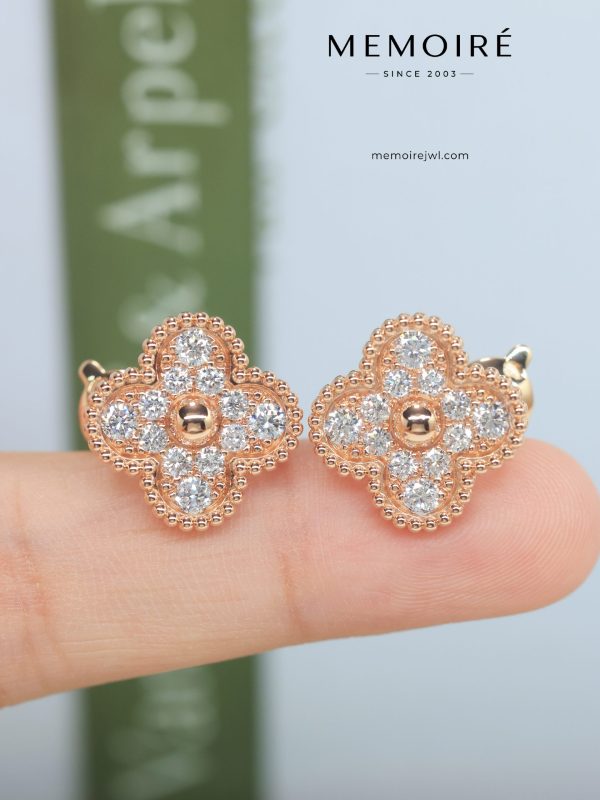 MEMOIRÉ 18K Rose Gold Full Diamond Clover Stud Earrings