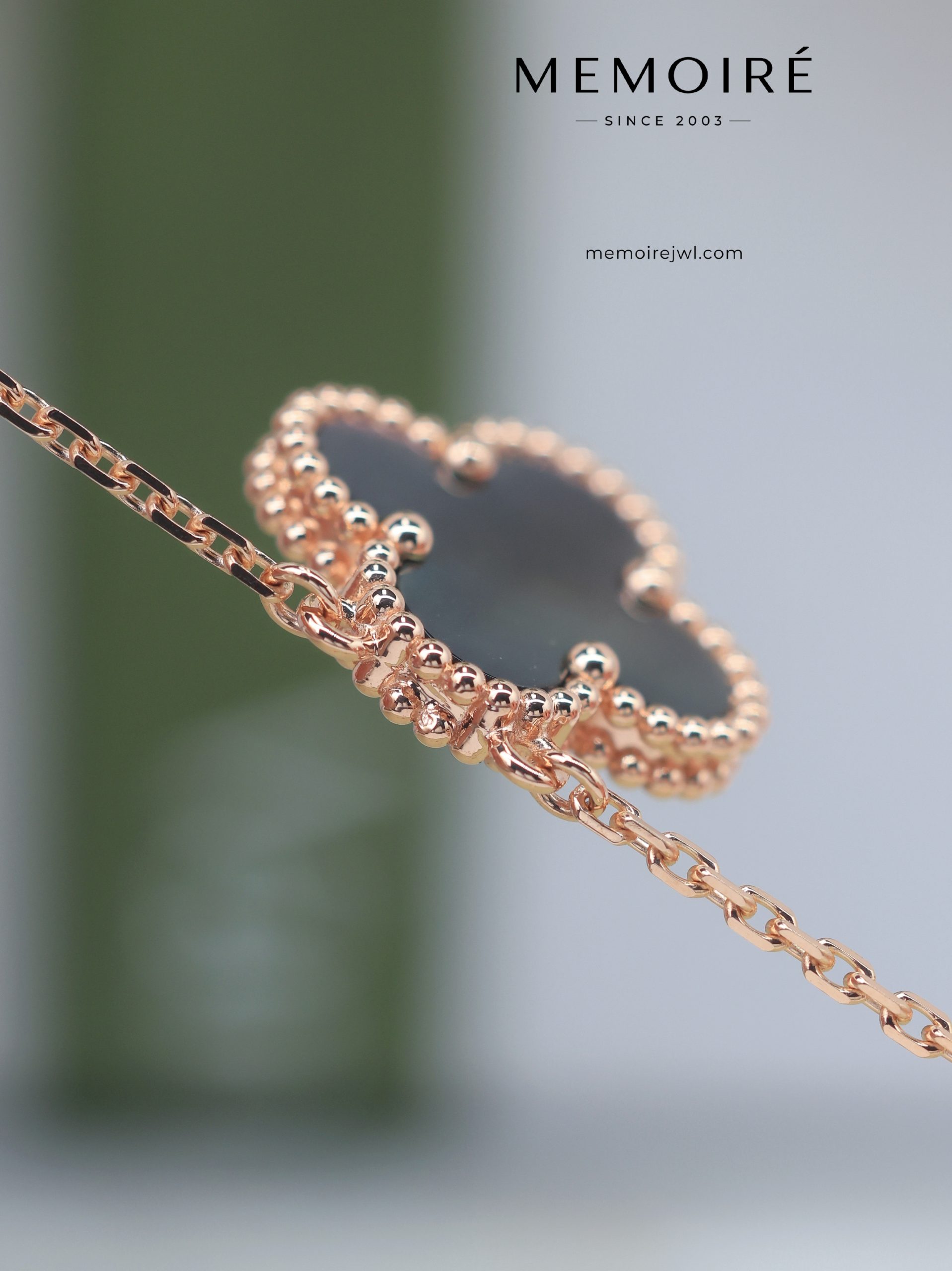 MEMOIRÉ 18K Rose Gold Grey Mother-of-Pearl Clover Pendant Necklace - Image 4