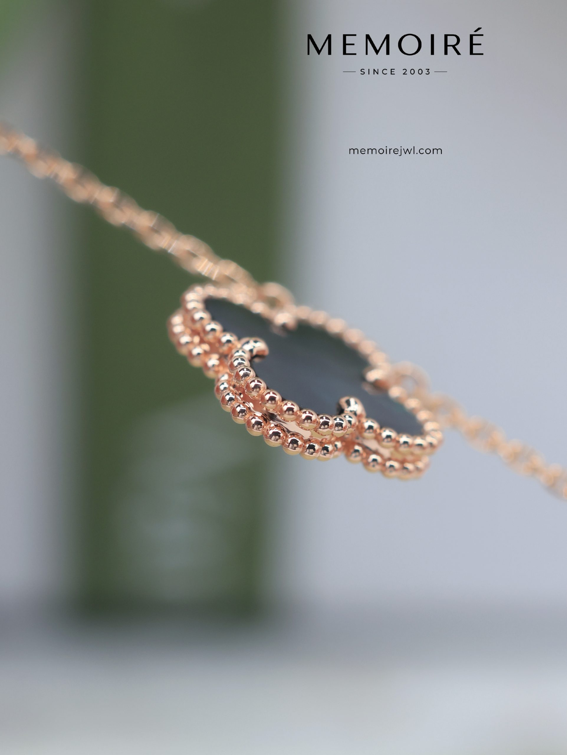 MEMOIRÉ 18K Rose Gold Grey Mother-of-Pearl Clover Pendant Necklace - Image 5