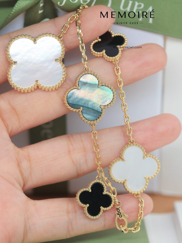 MEMOIRÉ 18K Yellow Gold Mixed-Stone Clover Bracelet