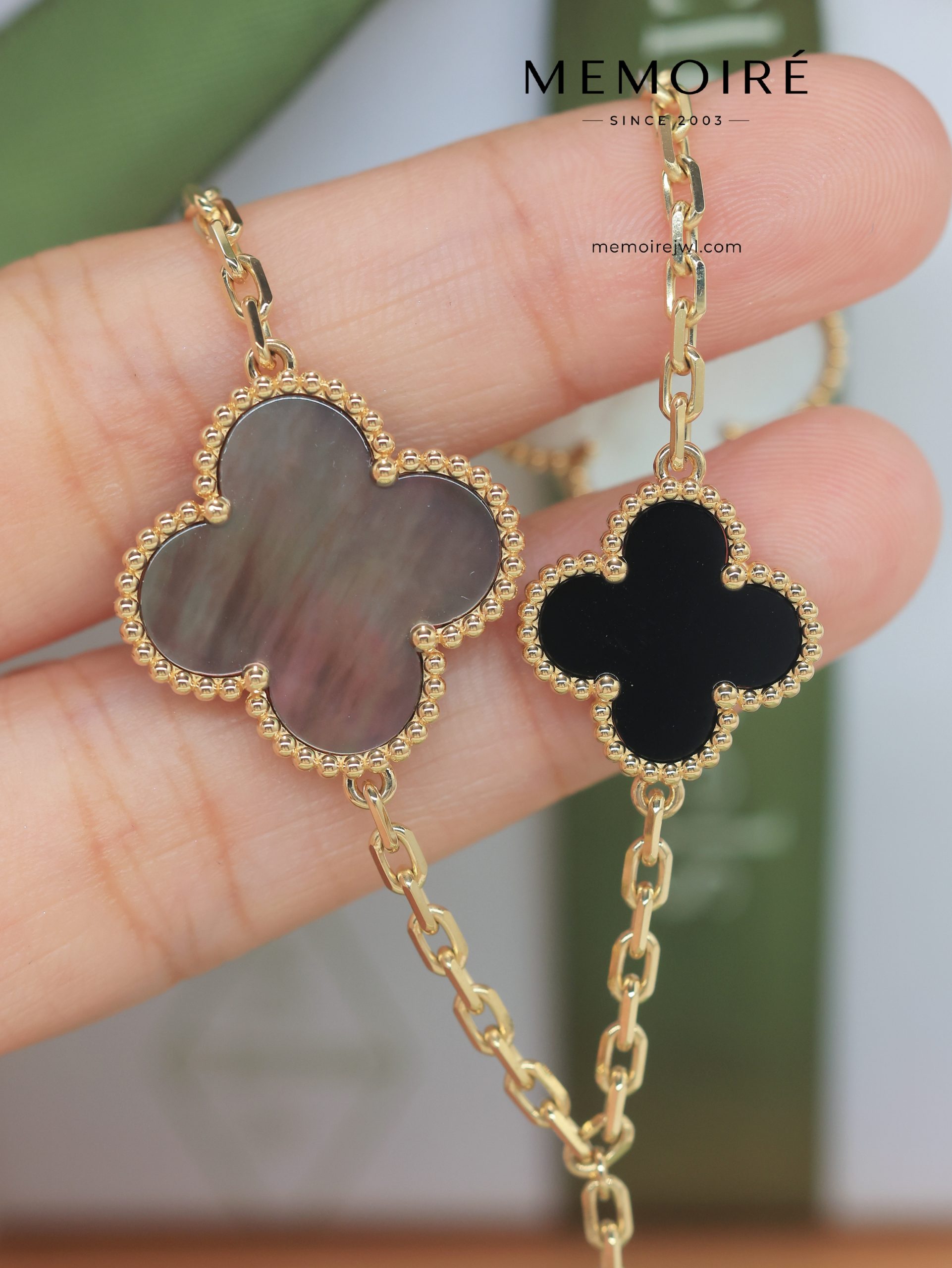 MEMOIRÉ 18K Yellow Gold Mixed-Stone Clover Bracelet - Image 5