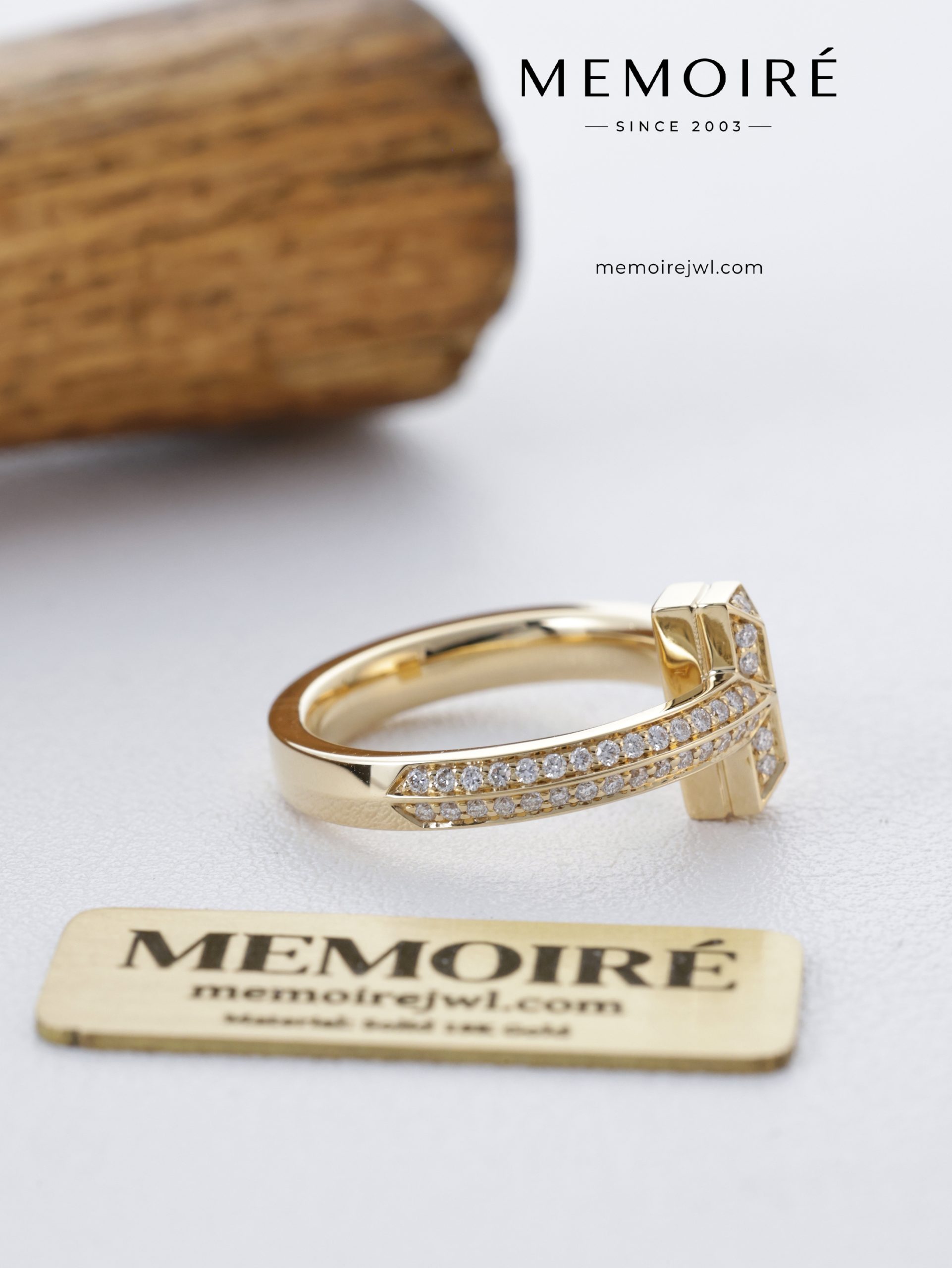 MEMOIRÉ Yellow Gold Narrow Full Pavé T1 Ring - Image 5