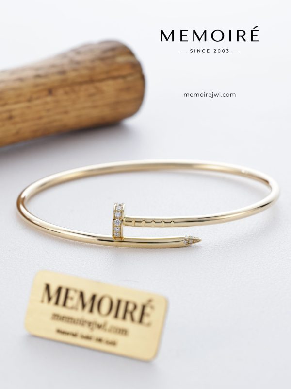 Spike Yellow Gold Narrow Version Nail Bangle With Diamonds On Both Ends