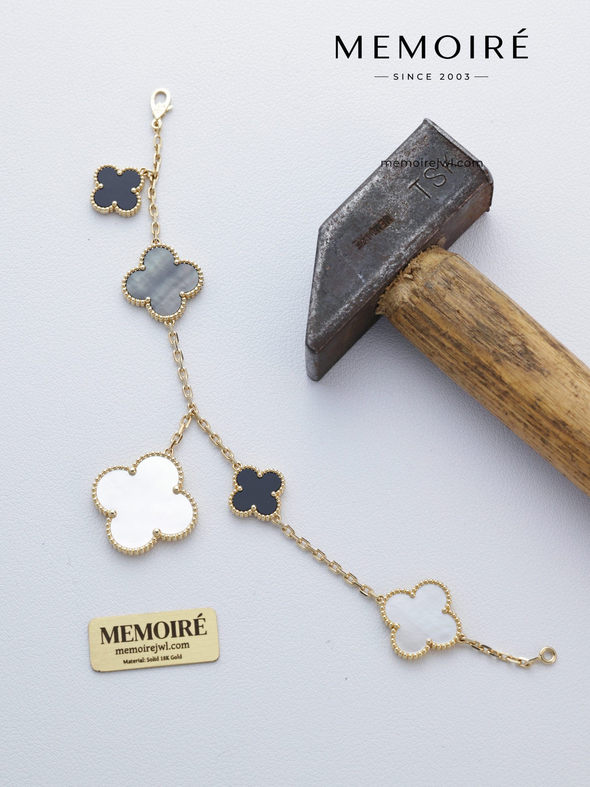 MEMOIRÉ Yellow Gold Irregular Five-Flower Bracelet - Image 5