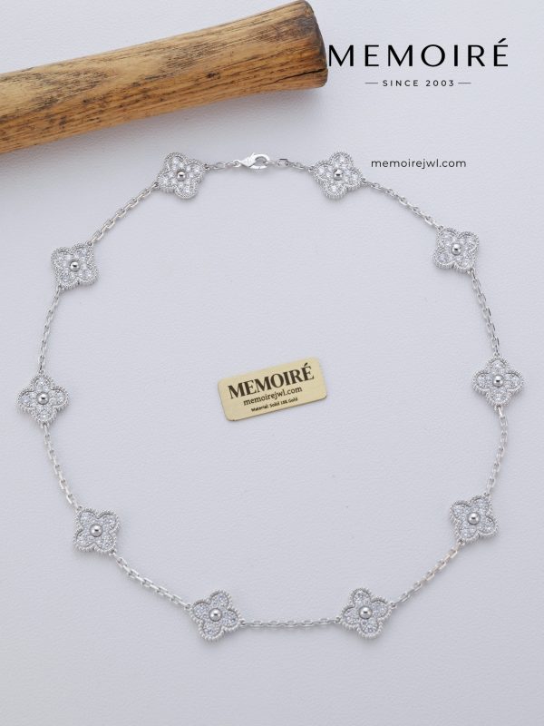 Mémoire White Gold Full Diamond Ten-Flower Necklace