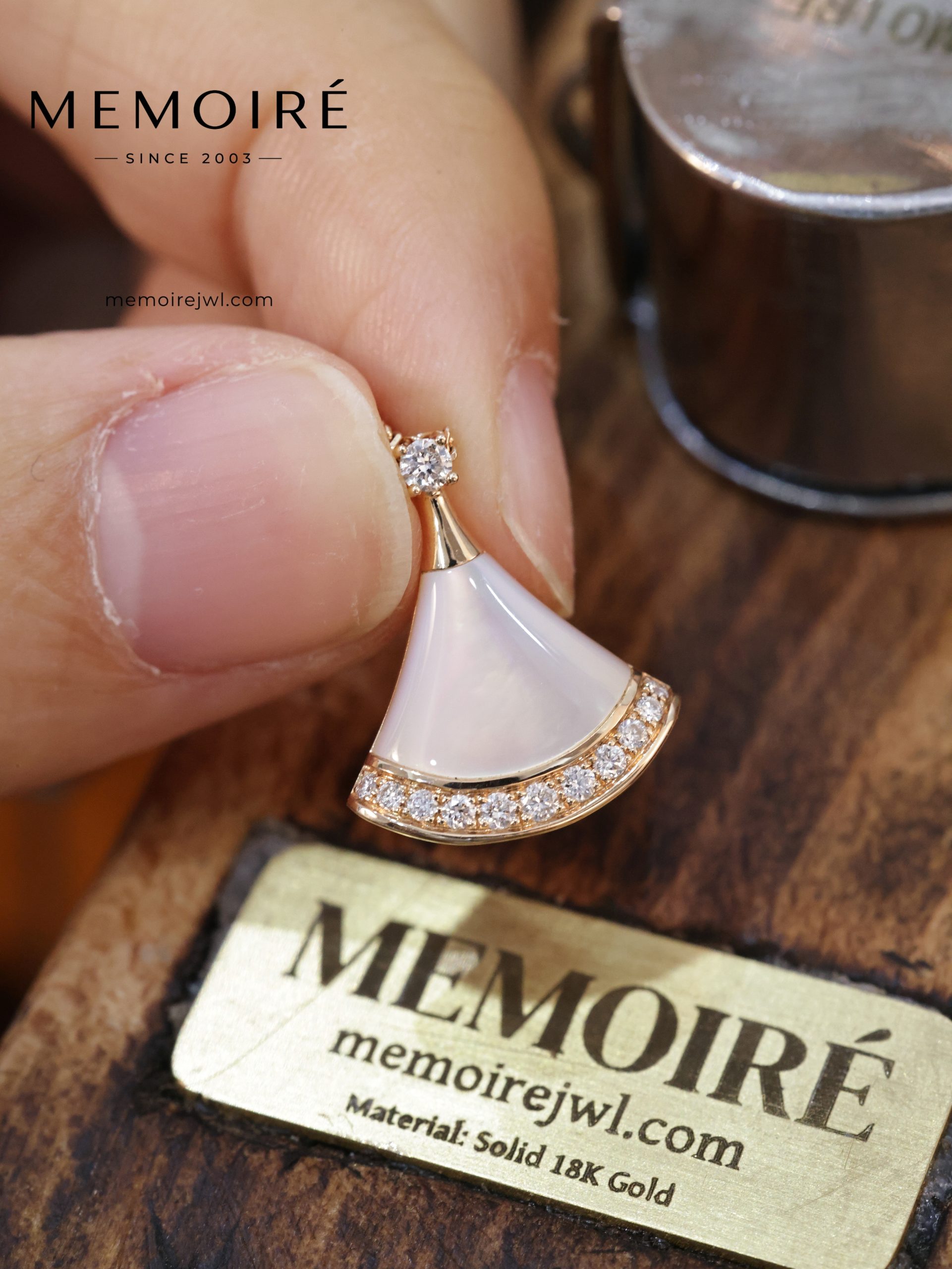 Memoire Rose Gold White Mother-of-Pearl Fan Necklace With Row Diamonds - Image 3