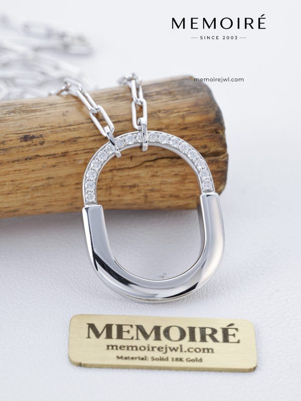 MEMOIRÉ 18K White Gold Lock Pendant Necklace | Industrial-Inspired Design