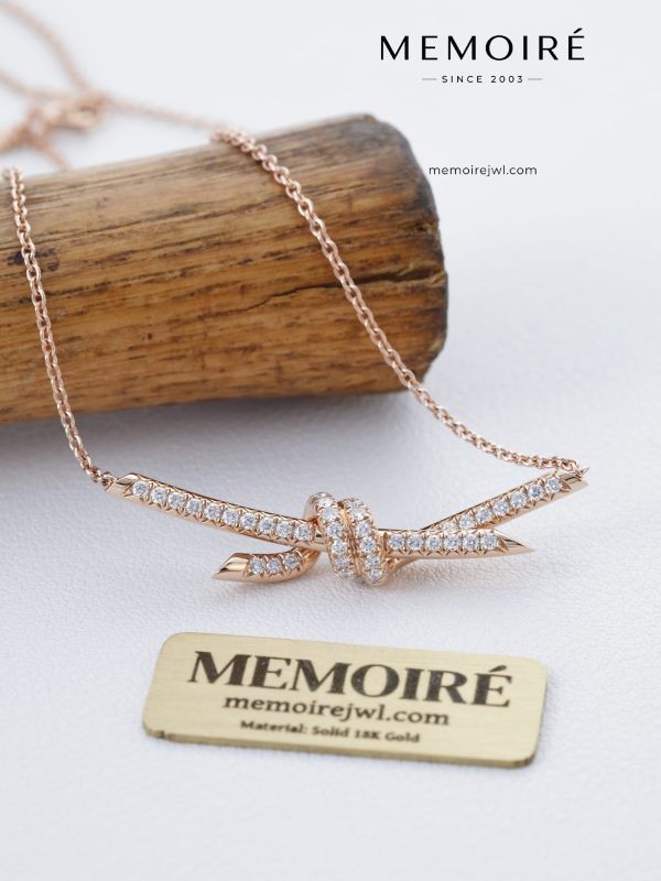 MEMOIRÉ 18K Rose Gold Full-Pavé Knot Pendant Necklace