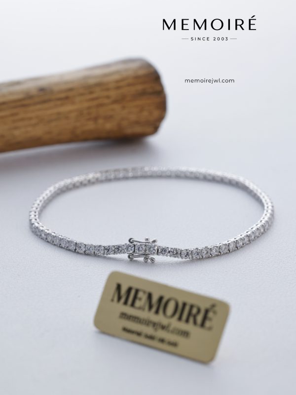 MEMOIRÉ Platinum 3-Point Single-Row Diamond Tennis Bracelet
