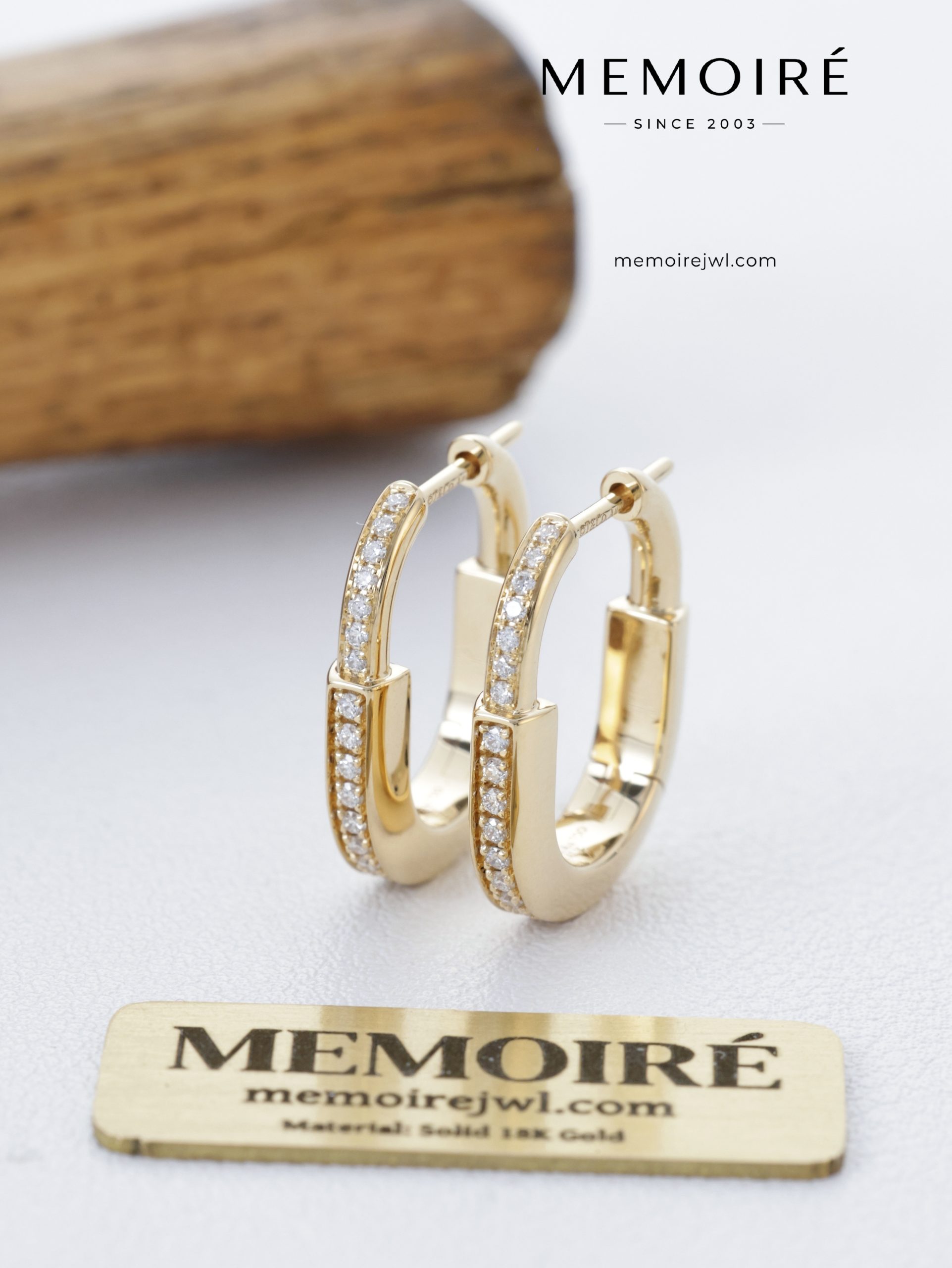 MEMOIRÉ Yellow Gold Small Full-Pave Lock Earrings