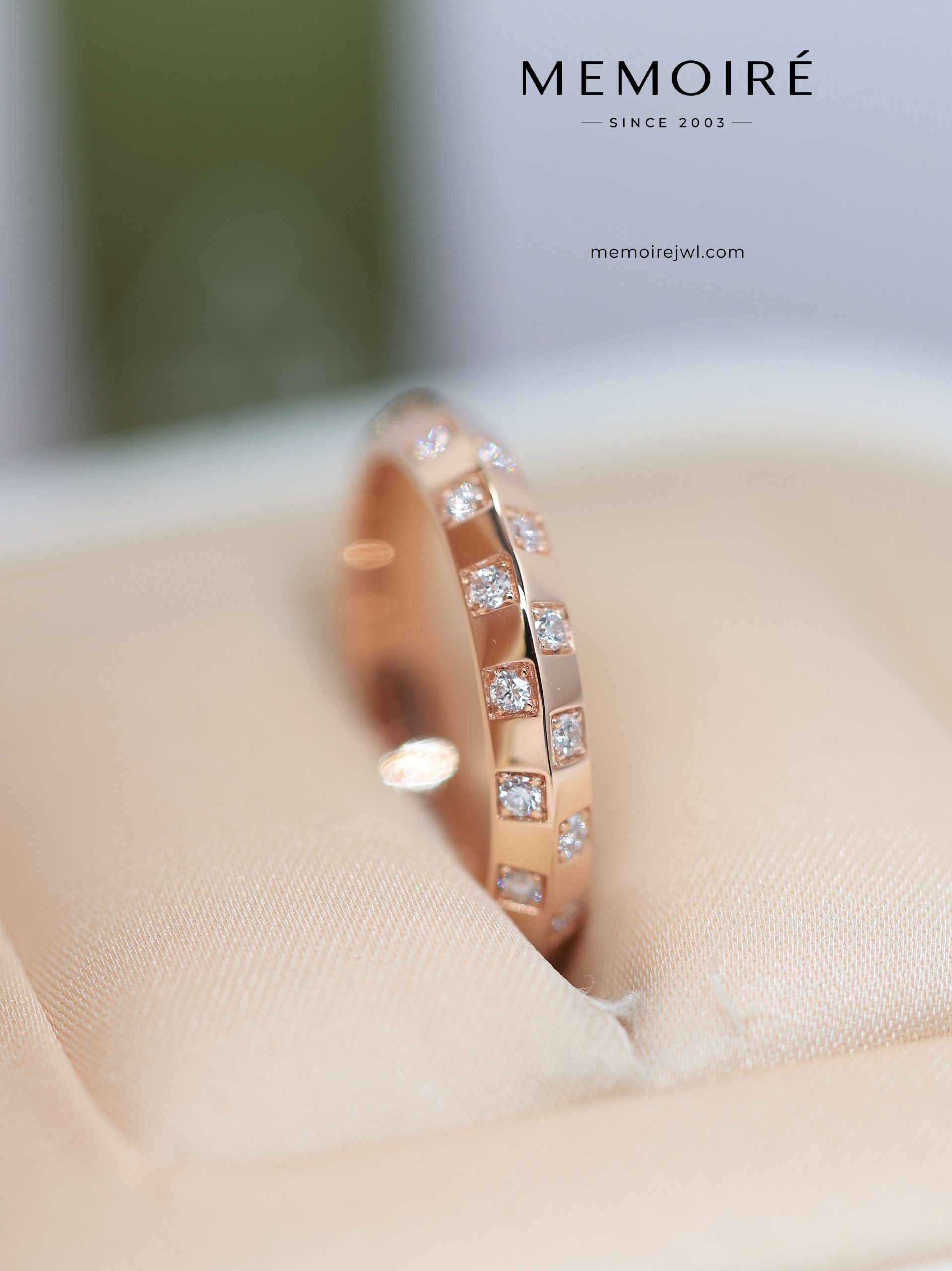 MÉMOIRÉ Half Diamond Eternity 18K Rose Gold Stack Ring - Image 4