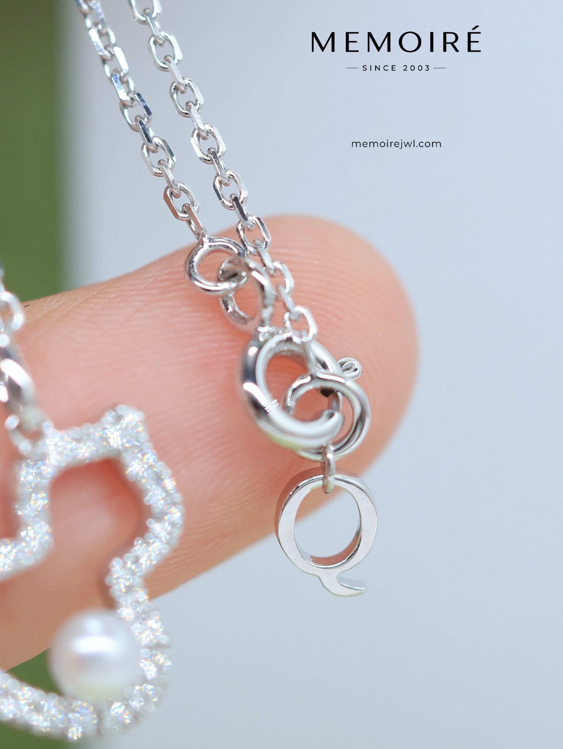 MEMOIRÉ White Gold Openwork Full-Pave Diamond & Pearl Gourd Necklace - Image 5