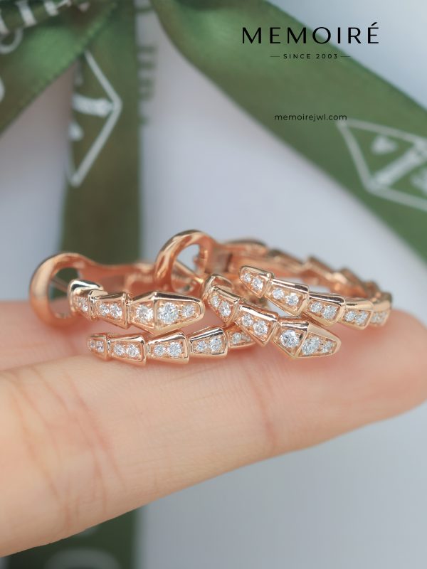 MÉMOIRÉ Snake Link Pave Diamond 18K Rose Gold Hoop Earrings