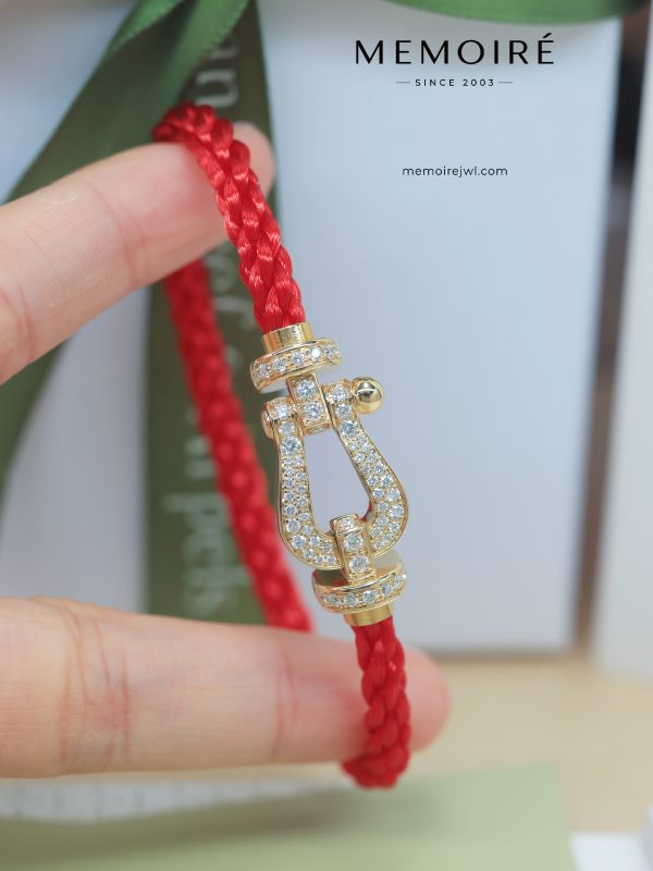 MEMOIRÉ Yellow Gold Large Full-Pave Horseshoe Buckle Red Nylon Cord Bracelet