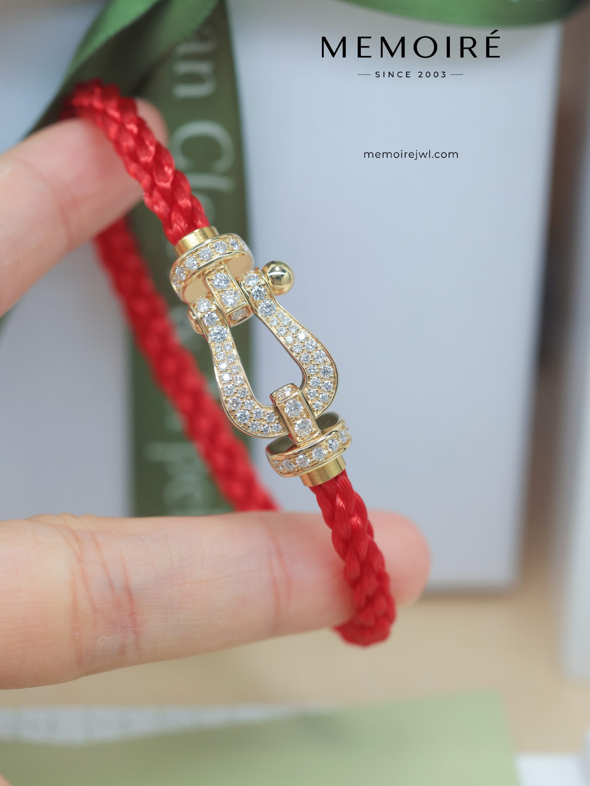 MEMOIRÉ Yellow Gold Large Full-Pave Horseshoe Buckle Red Nylon Cord Bracelet - Image 3