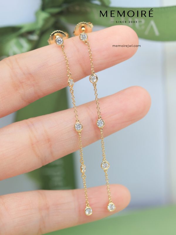 MEMOIRÉ Yellow Gold 5-Point Bezel-Set Diamond Drop Earrings