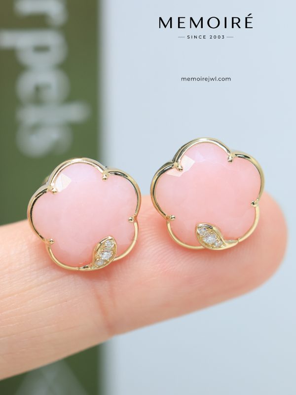 MEMOIRÉ Yellow Gold Pink Opal Plum Blossom Stud Earrings