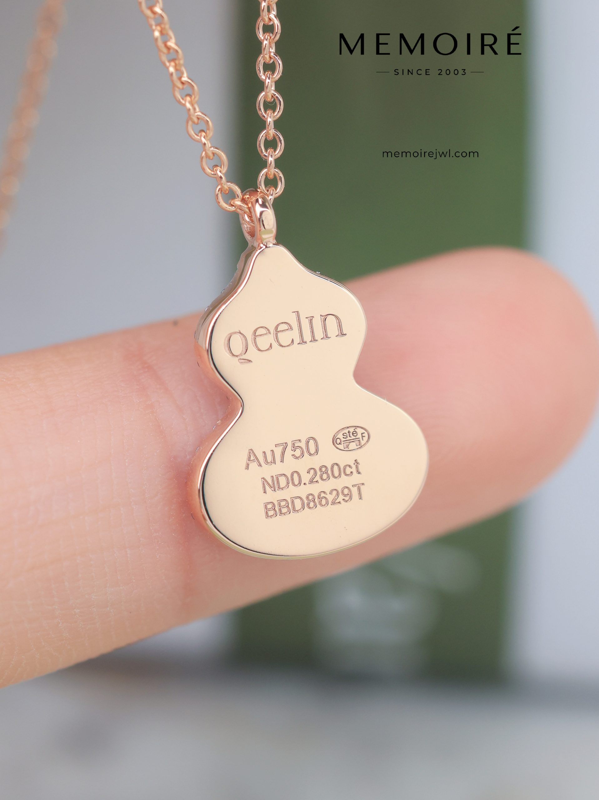 MEMOIRÉ Rose Gold Small Green Jade Gourd Necklace - Image 4