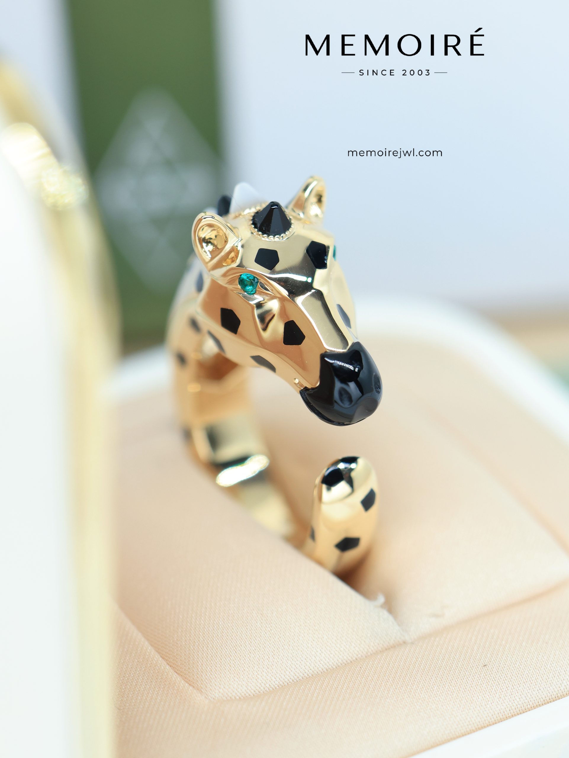 MÉMOIRÉ 18K Gold Leopard Open Statement Ring - Image 5