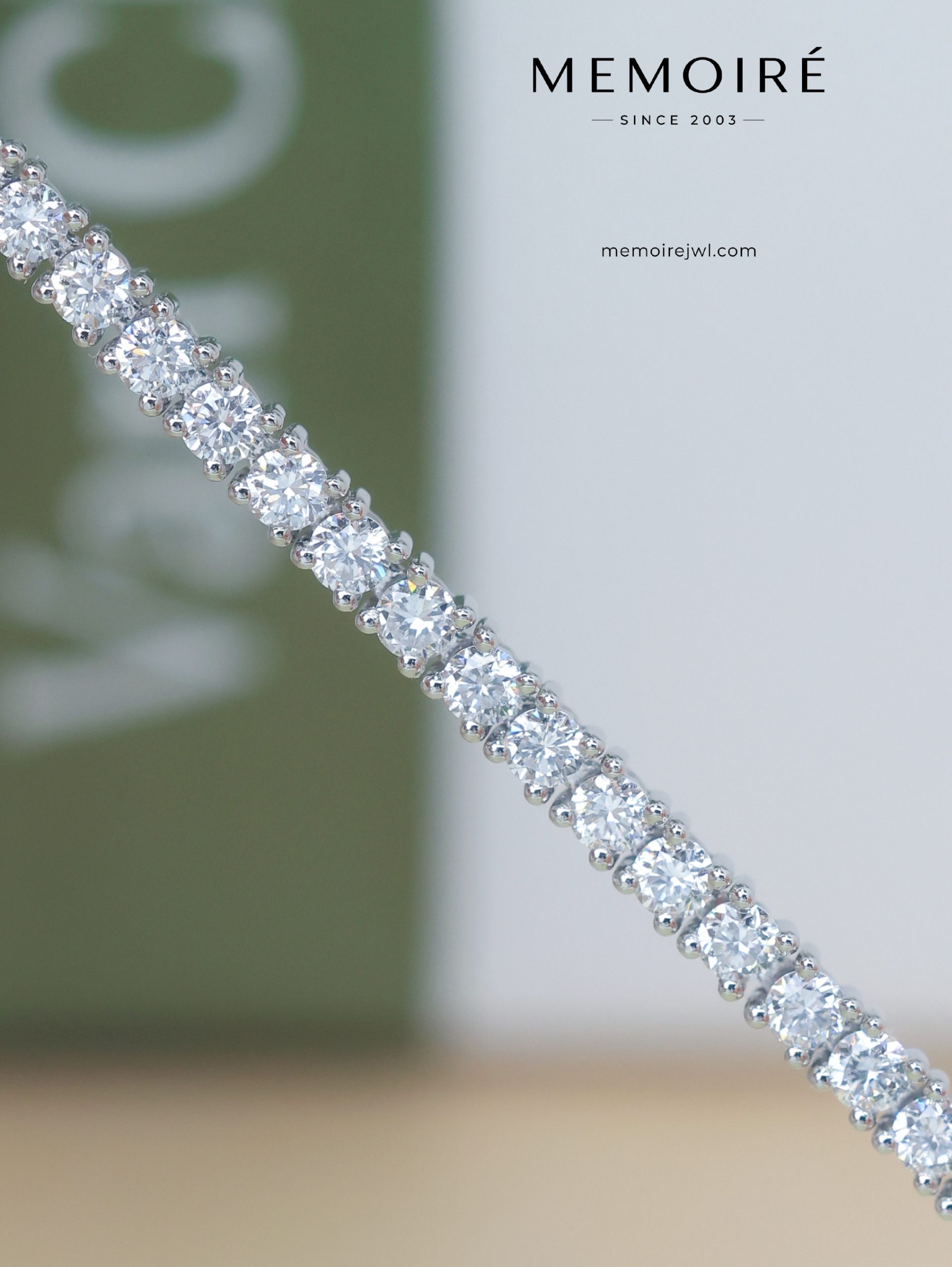 MÉMOIRÉ 18K White Gold All Diamond Tennis Bracelet - Image 3