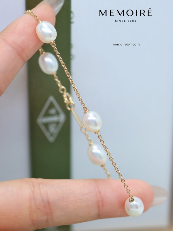MEMOIRÉ Yellow Gold 5-Pearl Station Bracelet