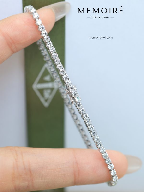 MÉMOIRÉ 18K White Gold Full Stone Tennis Diamond Bracelet