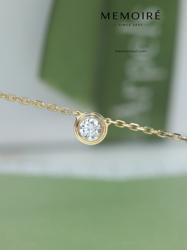 MÉMOIRÉ 18K Gold One Stone Bezel Diamond Bracelet