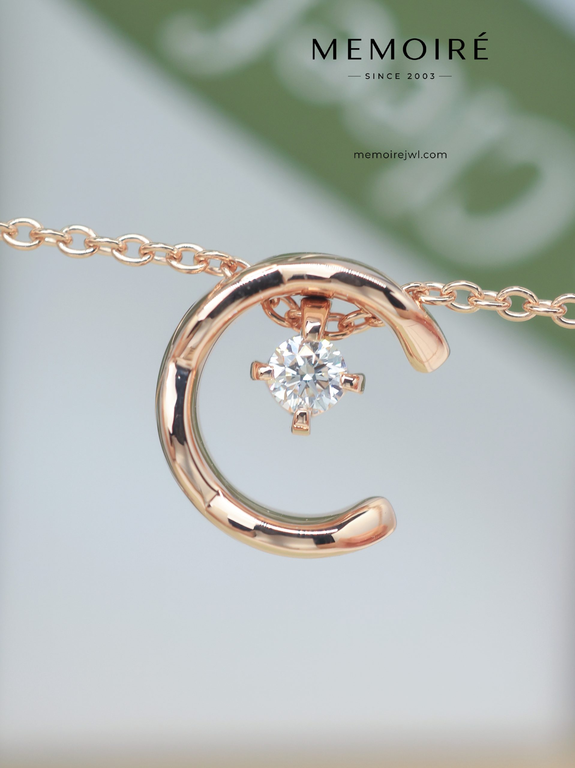 MEMOIRÉ Rose Gold "Sailor Moon" Diamond Necklace