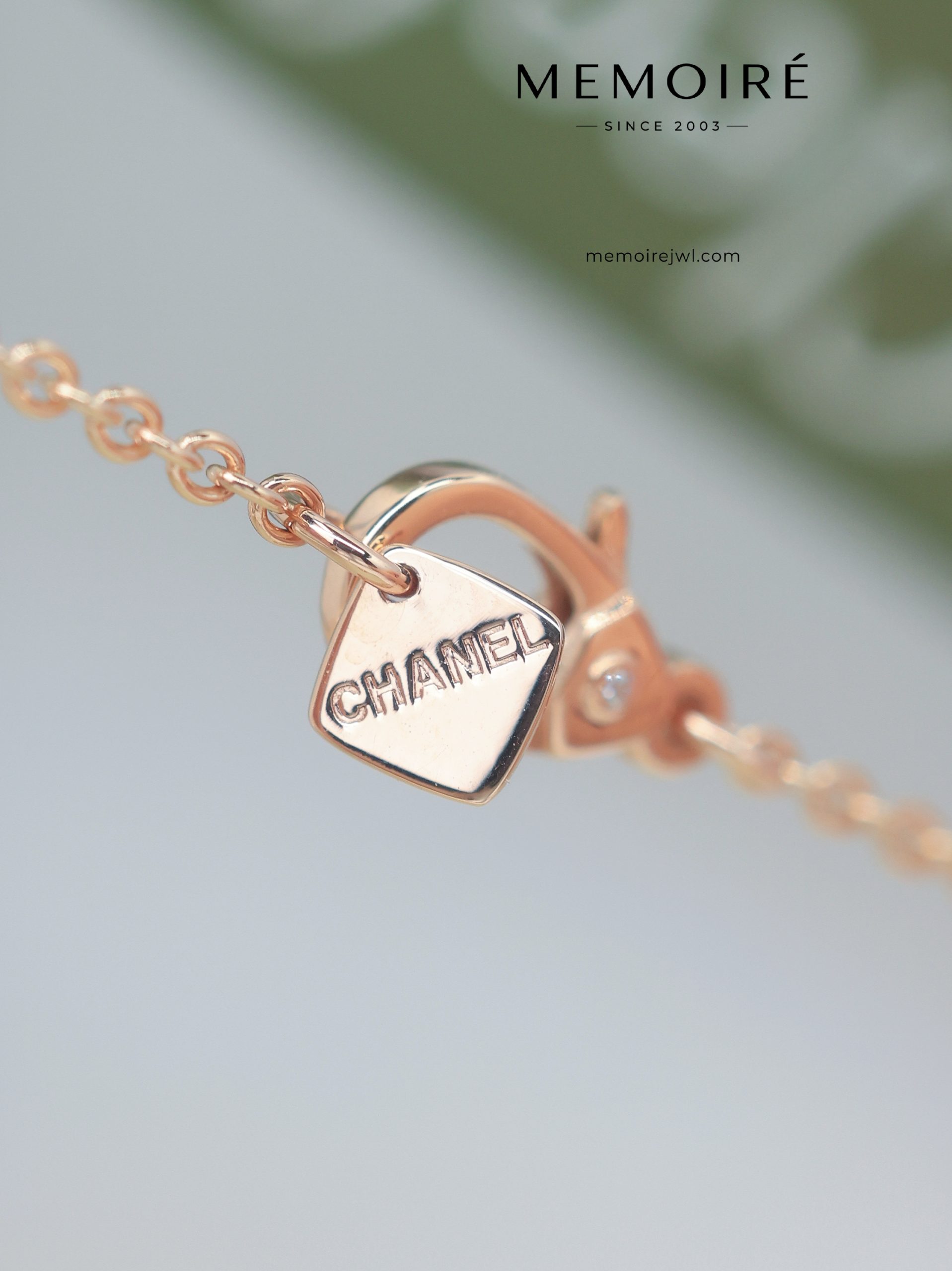 MEMOIRÉ Rose Gold "Sailor Moon" Diamond Necklace - Image 5