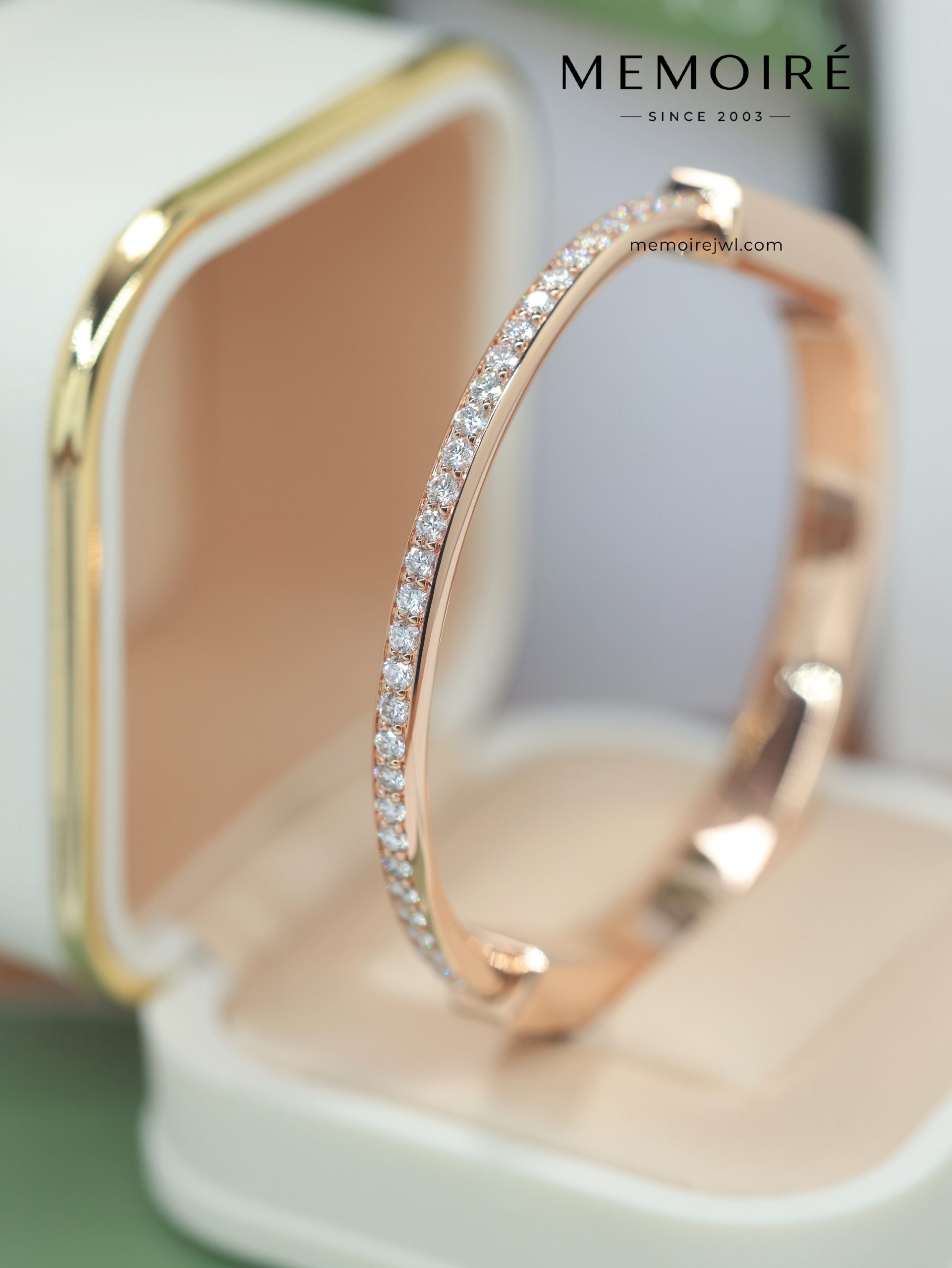 MEMOIRÉ Wide Full Pave Diamond Lock U-Cuff Bangle in Rose Gold - Image 4