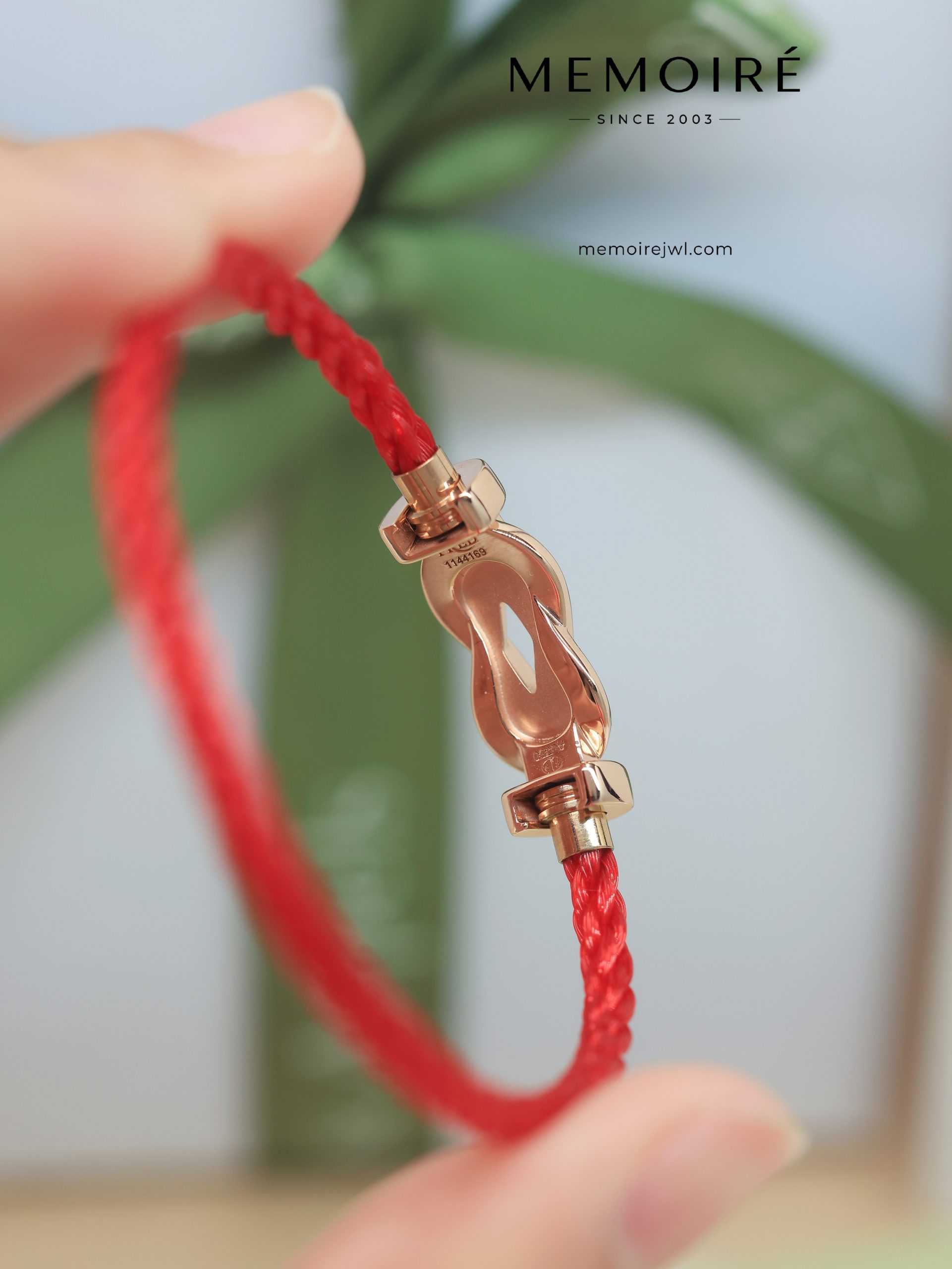MEMOIRÉ Rose Gold Medium Half-Pave Figure-Eight Buckle Red Nylon Cord Bracelet - Image 4