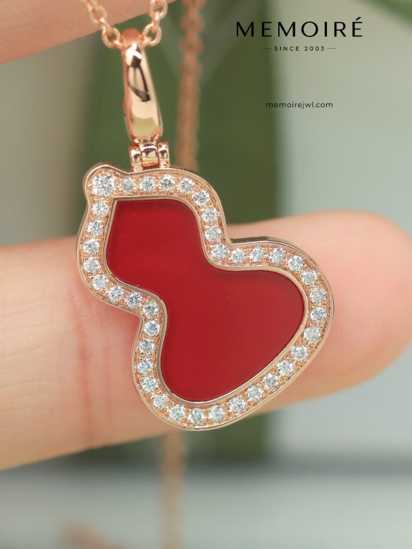 MEMOIRÉ Rose Gold Small-Medium Red Agate Double Gourd Necklace
