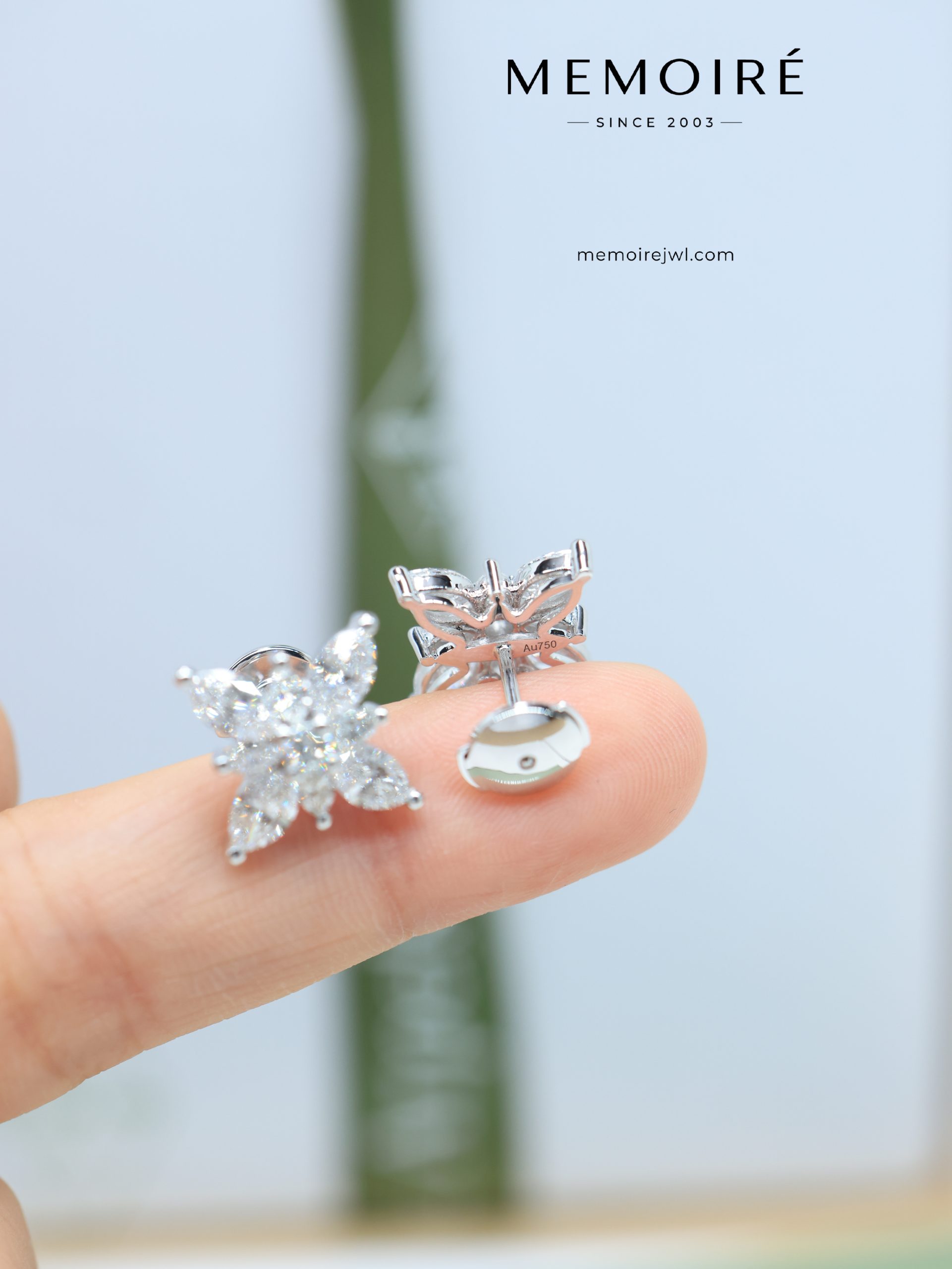 MÉMOIRÉ 18K White Gold Marquise Diamond Six-Petal Flower Screw Back Stud Earrings - Image 5