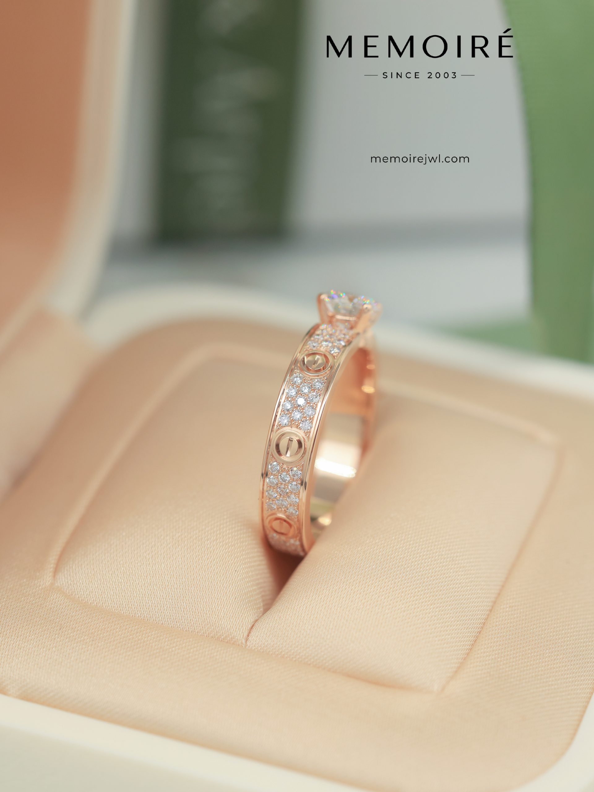 MÉMOIRÉ 18K Rose Gold Pave & Screw Motif Diamond Ring - Image 4